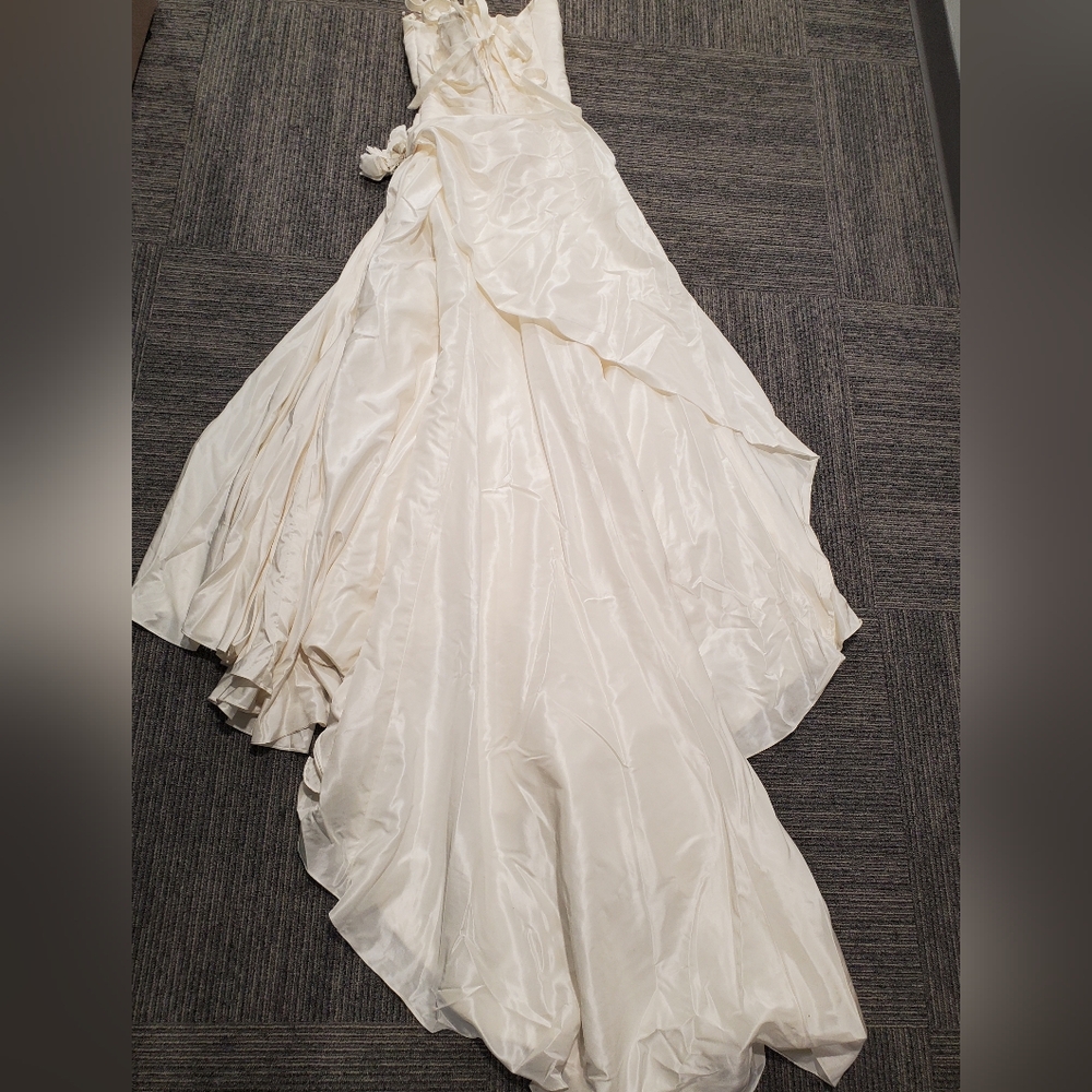 Maggie Sottero Wedding Dress sz 10 - Picture 9 of 16